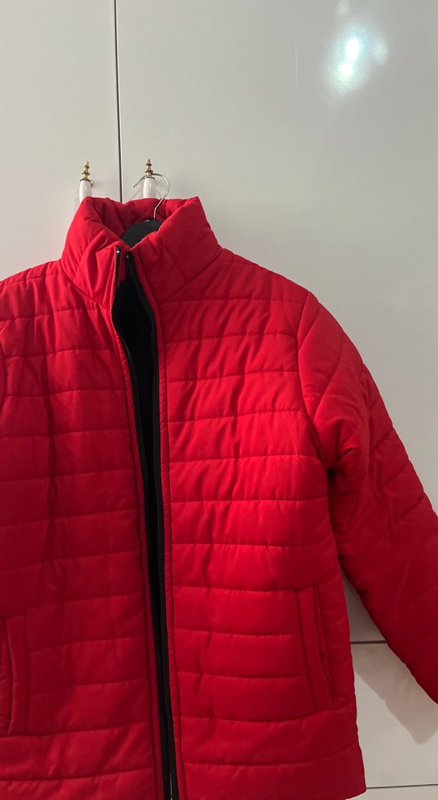 Kırmızı Fermuarlı Kadın Kış Montu - Görsel 3