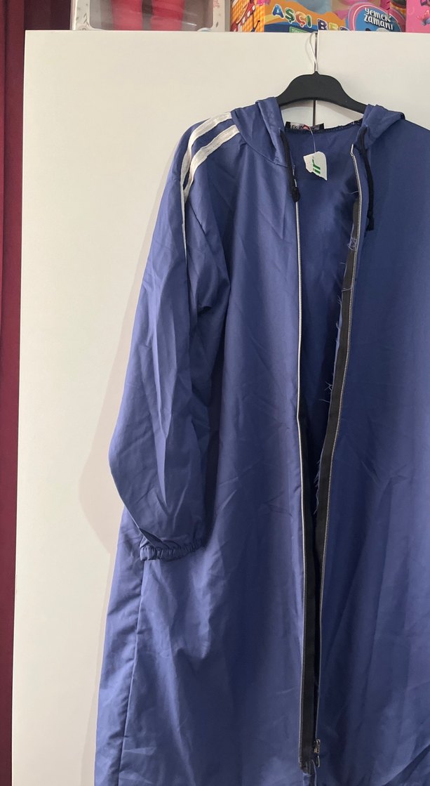Uzun Lacivert Fermuarlı Erkek Yağmurluk - Görsel 3