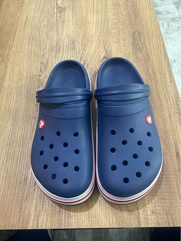 Crocs terlik