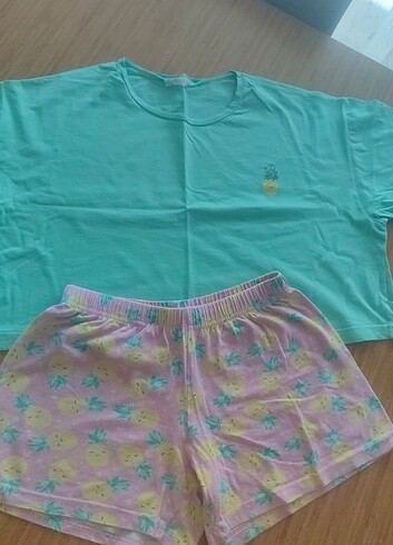 Kız çocuk pijama takımı 