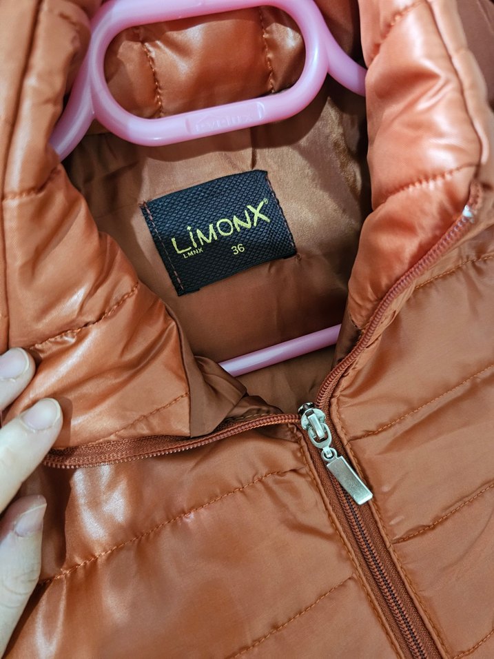 kadın uzun şişme mont - Görsel 4