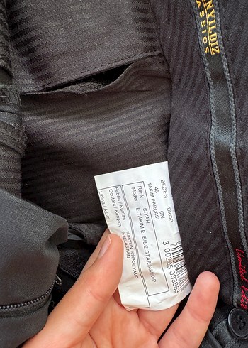 Altınyıldız Siyah Düğmeli Erkek Takım Elbise