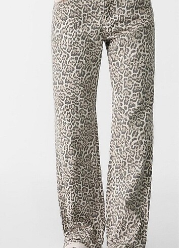 Stradivarius leopar desenli pantolon