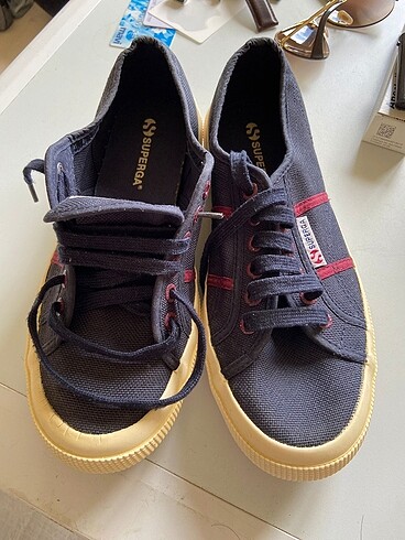 40 Beden Superga