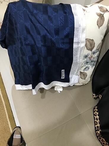 Setrms eşarp