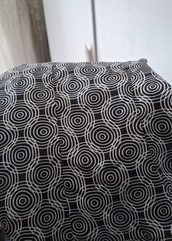 36 Beden gri Renk Gri Desenli Kolsuz saten bluz