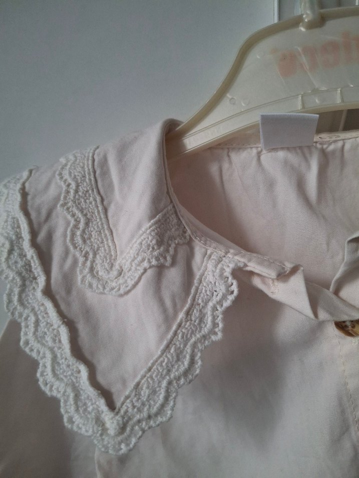 Düğmeli Beyaz Kız Çocuk Keten Gömlek - Görsel 2