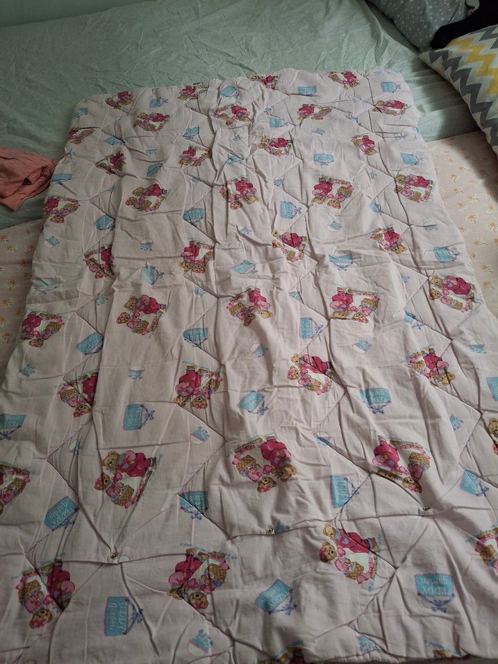 Çocuklar için pastel renkli yumuşak yorgan - Görsel 2