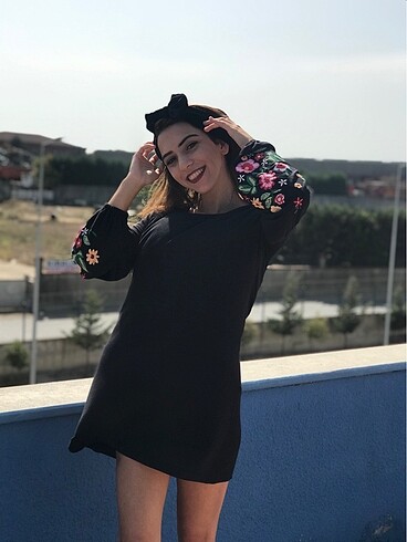 Zara Salaş badi elbise
