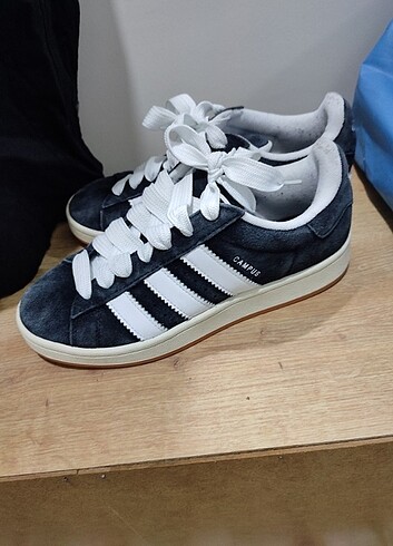 Adidas ayakkabi
