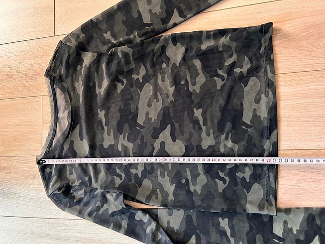 H&M Kamuflaj bluz