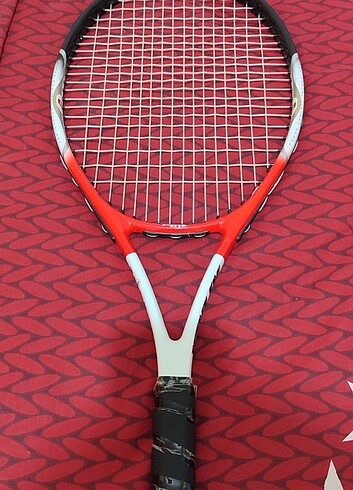 Tenis raketi