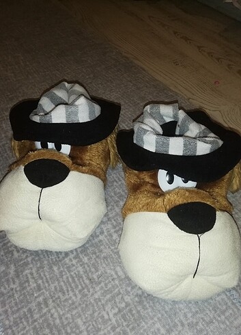 Peluş köpekliii panduf