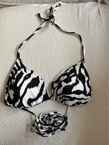 44 Beden Bikini üst