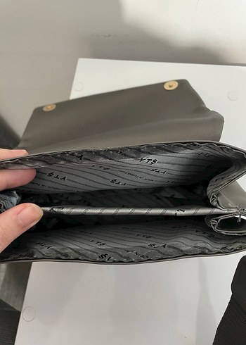 Gri Deri Kemer Detaylı Kadın Çanta - Görsel 3