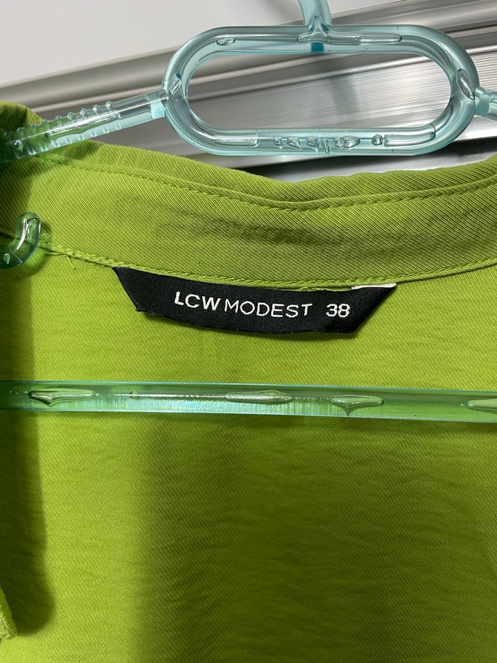 Düğmeli Yeşil Keten Kadın Gömlek - Görsel 2