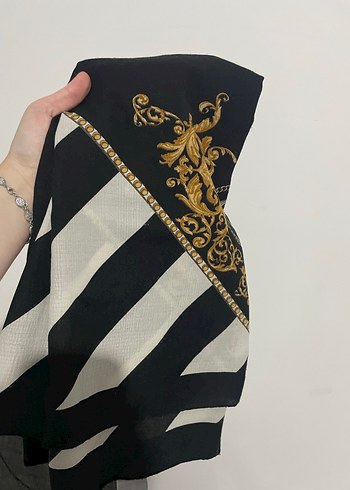 Kadın tesettür siyah ŞAL  - Görsel 3