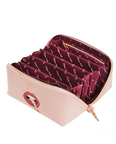Charlotte Tilbury Makyaj Çantası