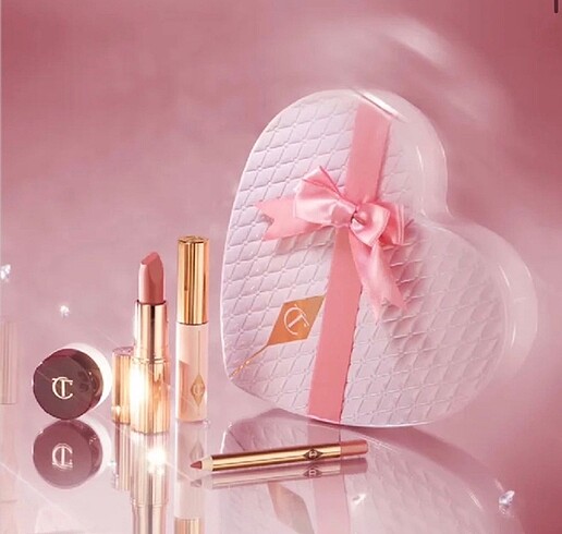  Beden Charlotte Tilbury Pillow Talk Set