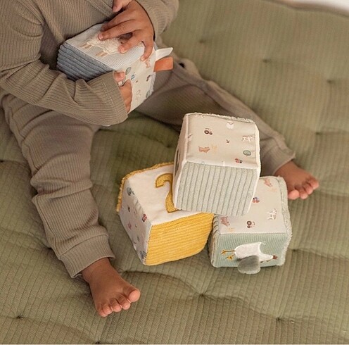 Fisher Price Little Dutch Küp Kule Oyuncak