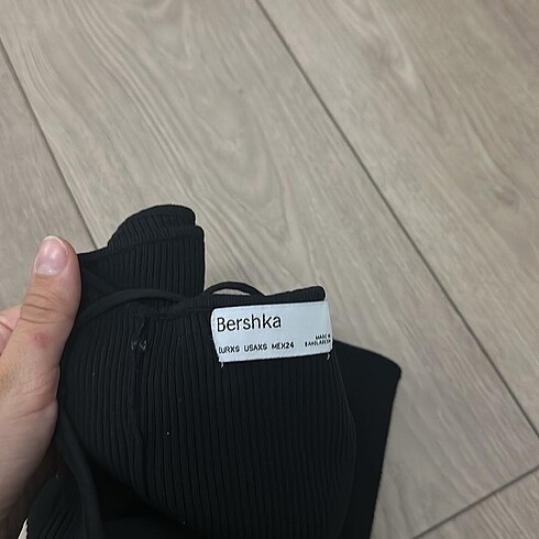 xs Beden Bershka Sırt Dekolteli Mini Elbise