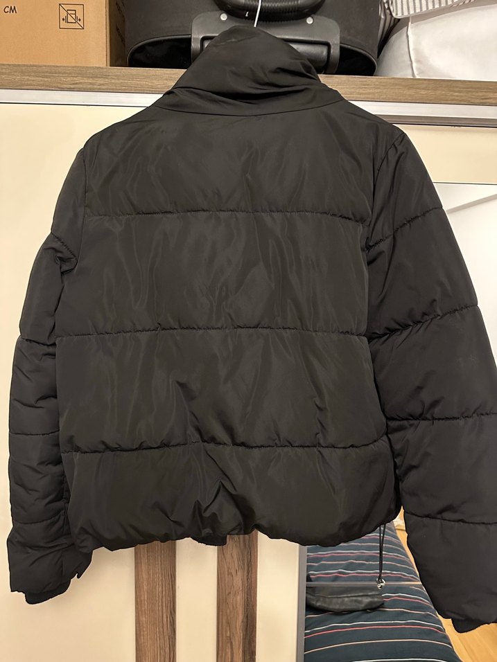 Siyah Fermuarlı Kadın Kışlık Mont - Görsel 2