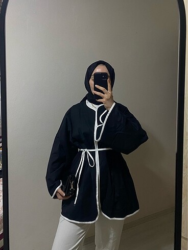 Siyah ipli kimono