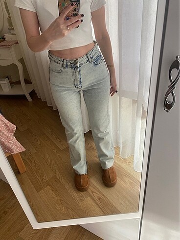 Açık mavi jean