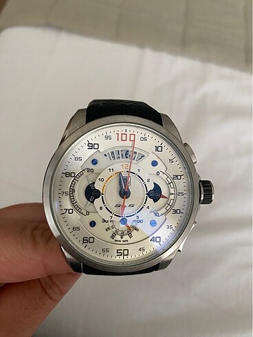 Tag heuer erkek saati