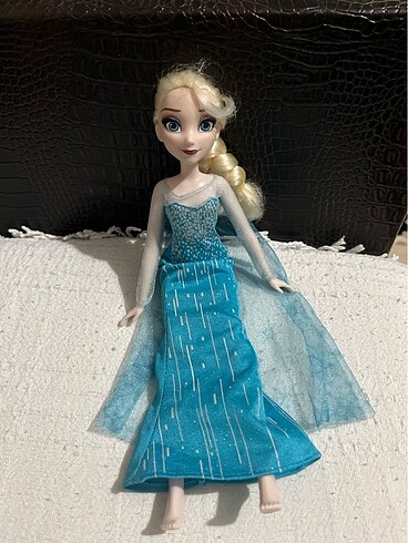 Elsa oyuncak bebek - Görsel 2