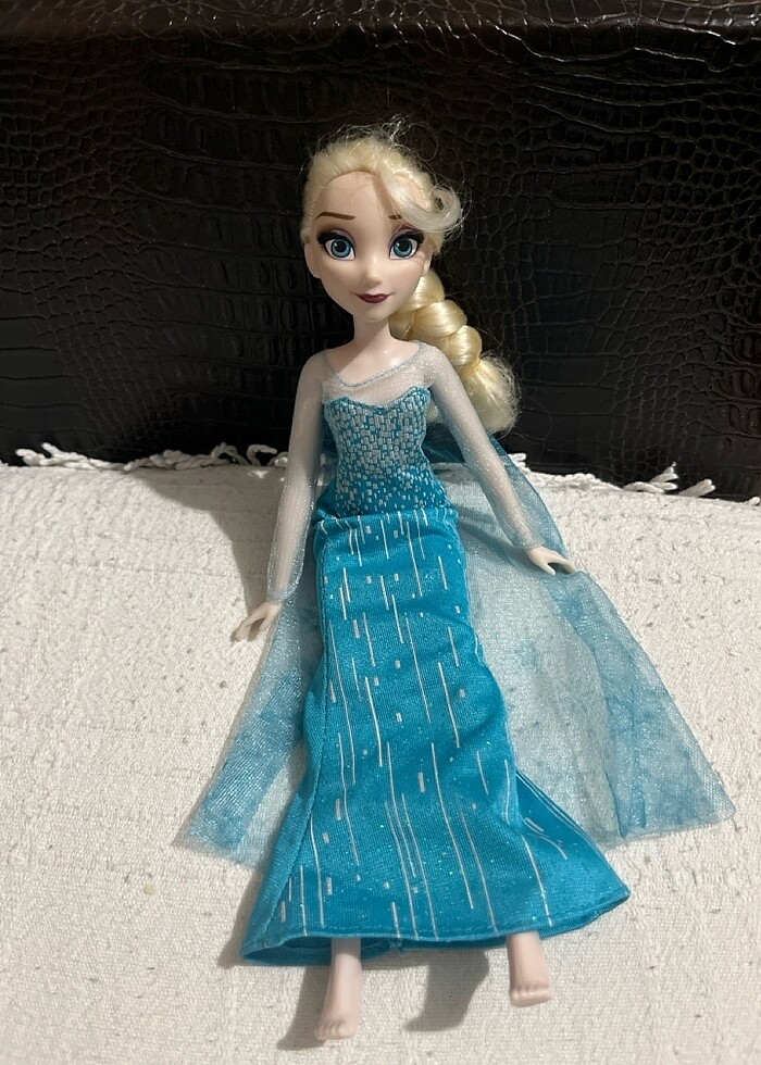 Elsa oyuncak bebek - Görsel 2