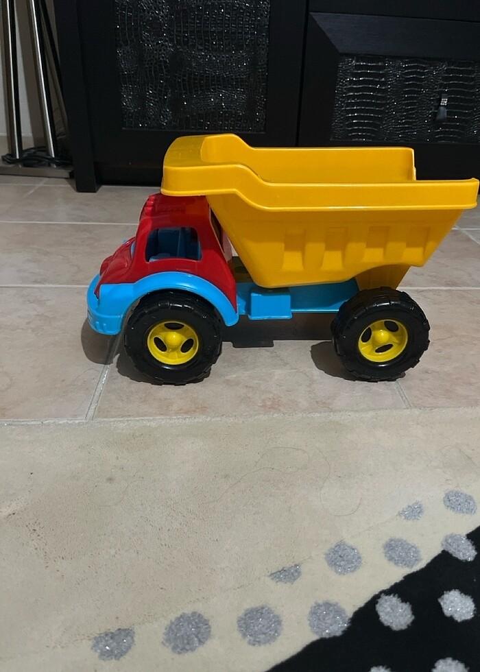 Oyuncak kamyon - Görsel 2
