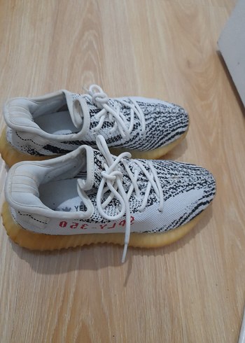 Adidas Beyaz Zebra Desenli bayan Spor Ayakkabı