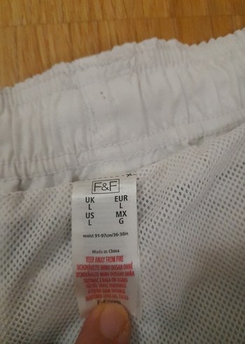 Renkli Çizgili Erkek Deniz Şortu - Görsel 2