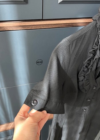 Siyah Keten Midi Elbise Fırfırlı Yaka - Görsel 3