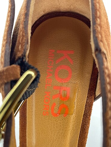 37 Beden kahverengi Renk Michael Kors Platform %70 İndirimli.