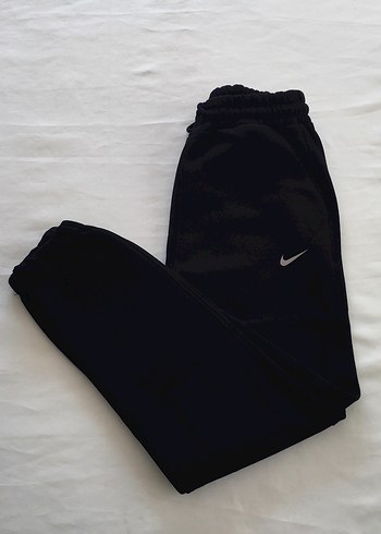 Nike m