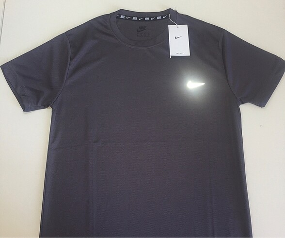Nike T-shirt