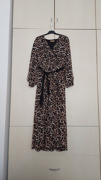 Leopar desenli Uzun kollu elbise