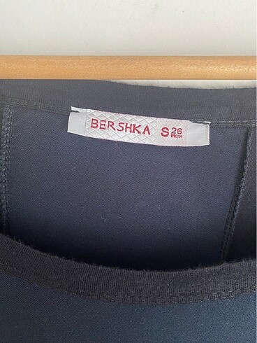 s Beden Bershka Siyah Bluz