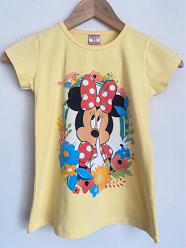 Minnie Mouse Tshirt