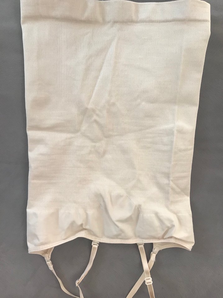 Krem İnce Fit Hemşire Korsesi - Görsel 2