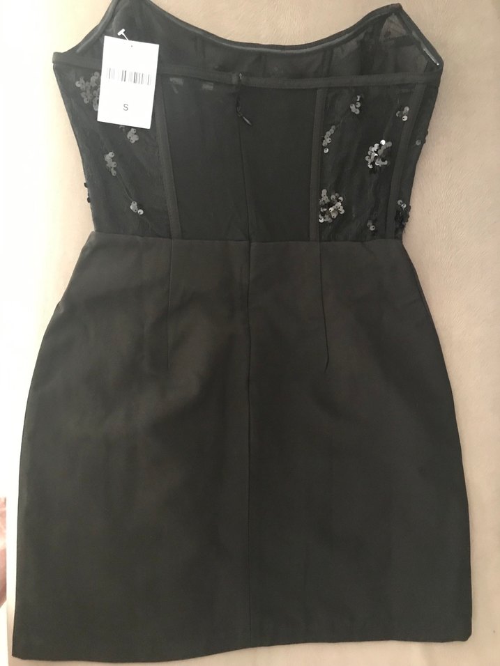 Boncuk İşlemeli Straplez Siyah Elbise - Görsel 2