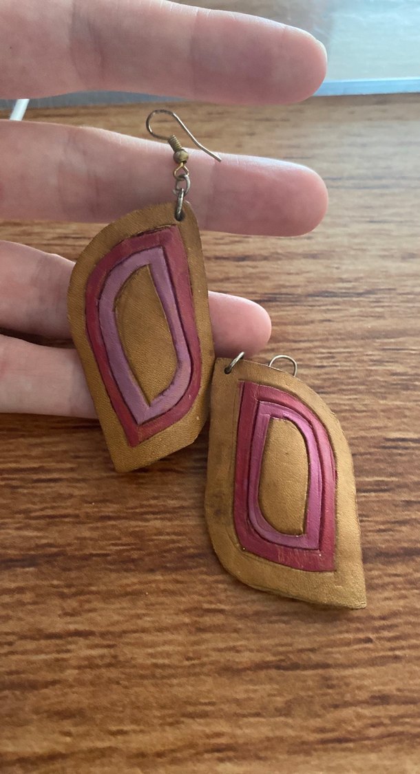 Deri el yapımı Küpe - Görsel 4