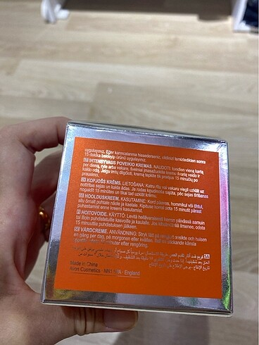 Beden Avon Anew nemlendirici anti aging yüz kremi