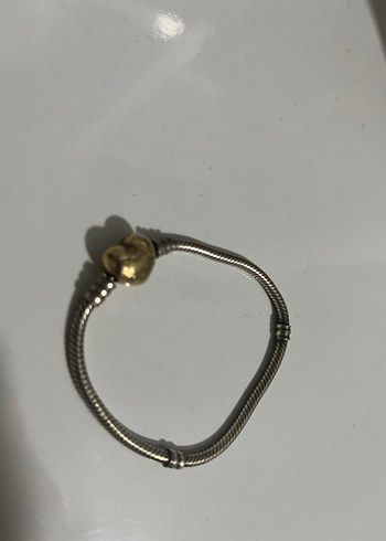 Zincir Detaylı Gri Yılan Desenli Kadın Bileklik - Görsel 2