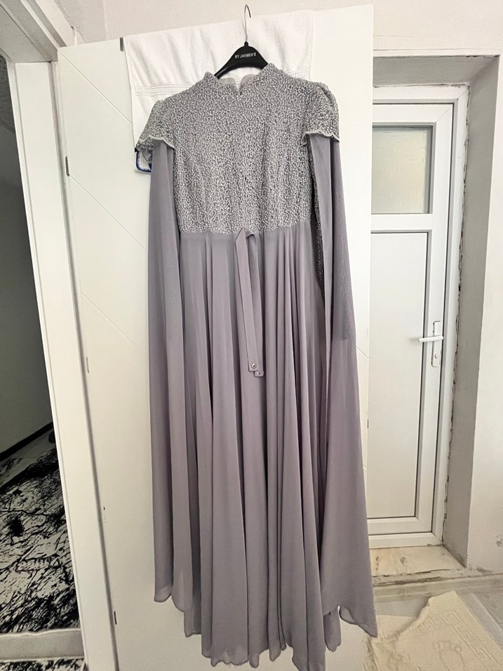 Gri Uzun Kol Drapeli Kadın Abiye Elbise - Görsel 4