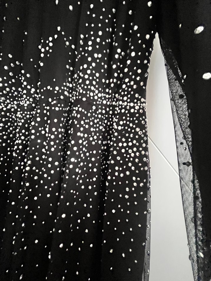 Siyah taşlı şık abiye - Görsel 4