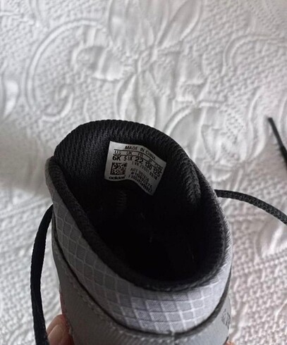 22 Beden gri Renk Adidas 22 numara Goretex bot