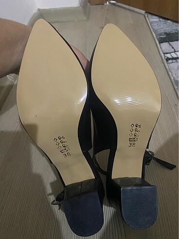 38 Beden Kısa topuk stiletto